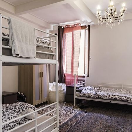 Auberge de jeunesse The Academy à Venise Extérieur photo